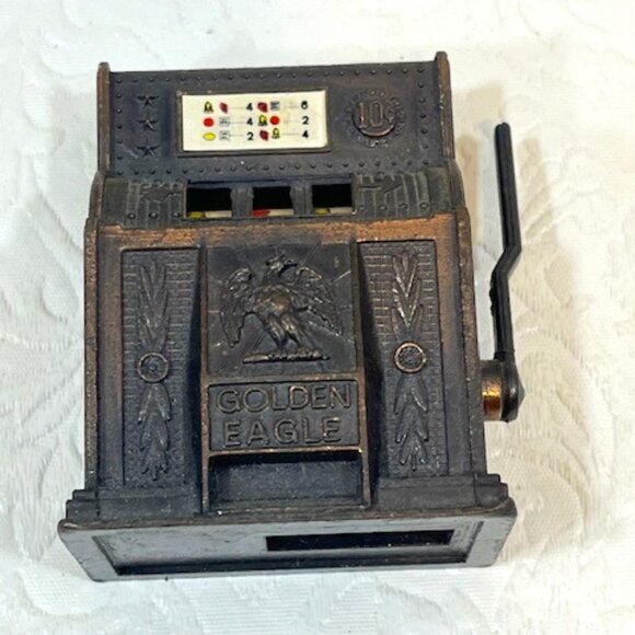 VTG Diecast Metal Toy Mini Pencil Sharpener Slots Machine w/Movable Lever2"x2.5 - Picture 5 of 11